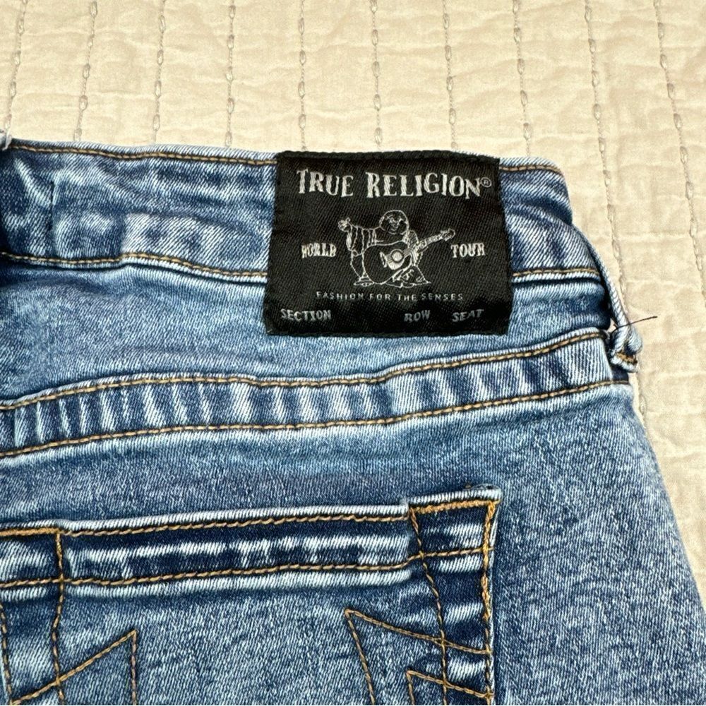 True Religion Riley Shorts - Picture 3 of 10